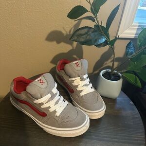 Kids Red and gray caldrone vans